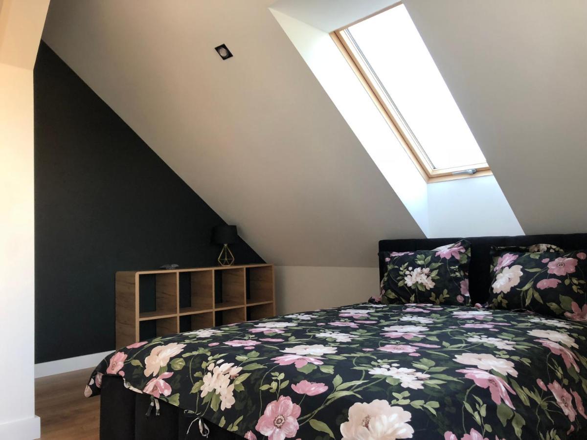 Apartament Aleksandra We Wielu Z Widokiem Na Jezioro Wiele Esterno foto